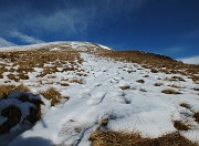 23 Dal Sant'Amate saliamo al Bregagnino con neve